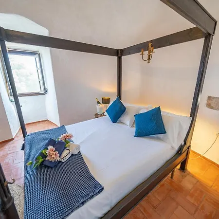Castillo Xirau, Propiedad Exclusiva Con Piscina & Aircon * Santa Susanna