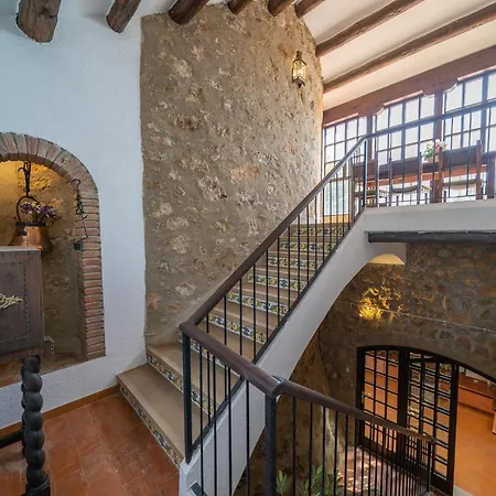 Castillo Xirau, Propiedad Exclusiva Con Piscina & Aircon Villa *