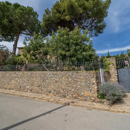Villa Castillo Xirau, Propiedad Exclusiva Con Piscina & Aircon Santa Susanna