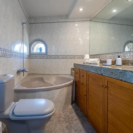 Castillo Xirau, Propiedad Exclusiva Con Piscina & Aircon *